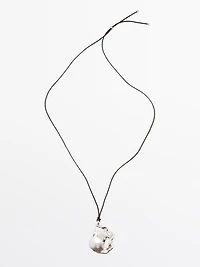 Pendentif pièce abstraite