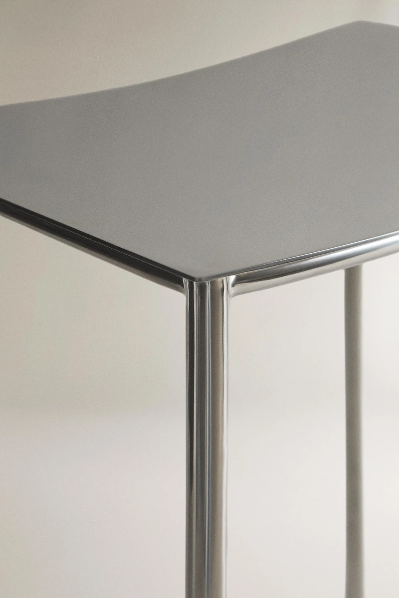 STAINLESS STEEL STOOL