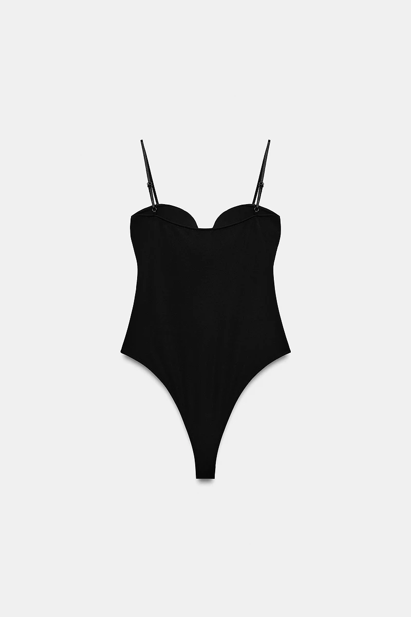 BODY DÉCOLLETÉ CŒUR BRETELLES