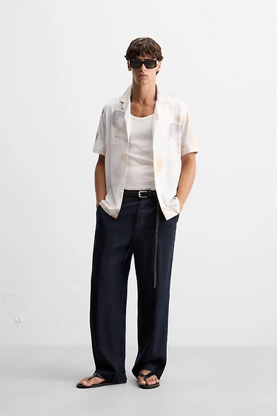 CHEMISE ÉLASTIQUE À IMPRIMÉ ABSTRAIT