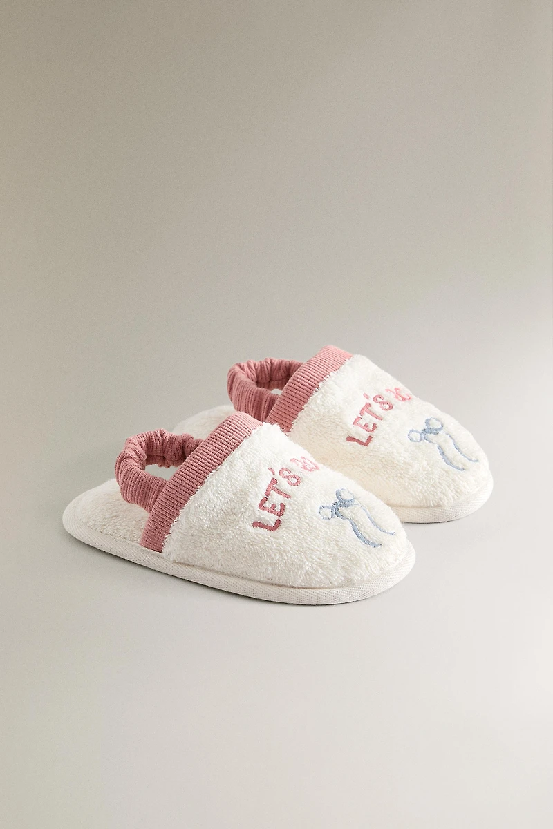 CHILDREN'S TERRYCLOTH BATHROOM SLIPPERS WITH BOW