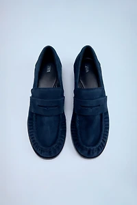 MOCASSIN FRONCÉ EN DAIM