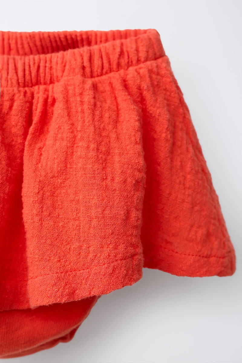 SKIRTED BOTTOMS