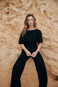 DRAPED CREPE TOP
