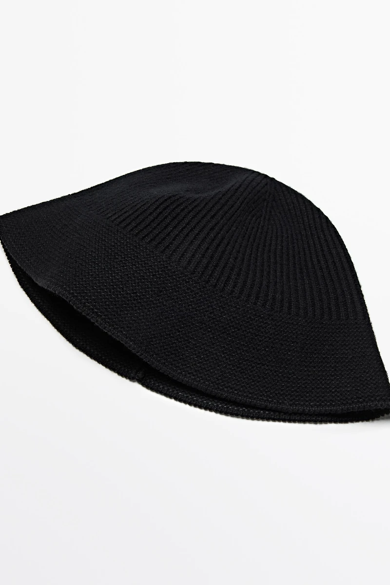Wool blend bucket hat