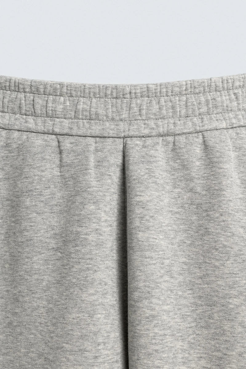 SEAMED JOGGING PANTS