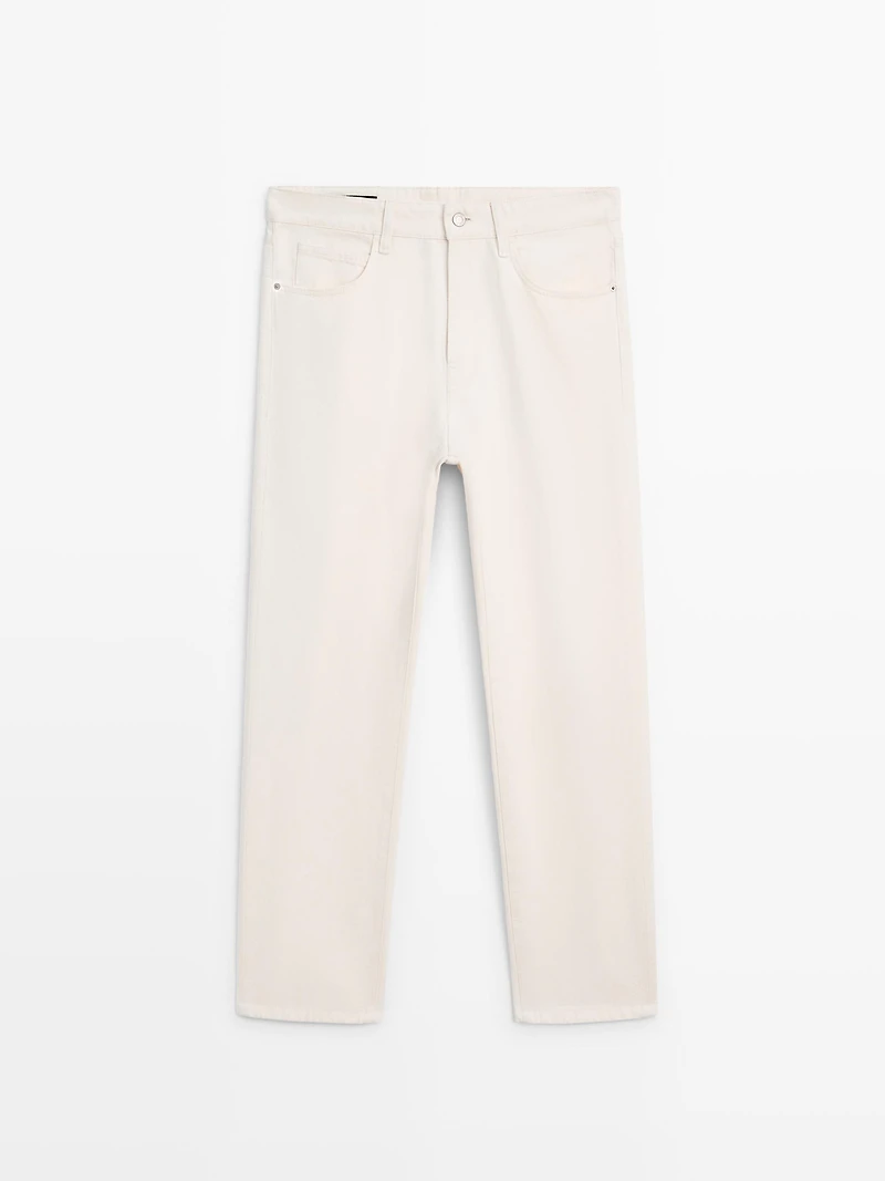 Tapered fit jeans