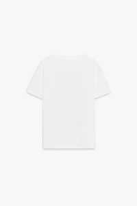 T-SHIRT AVEC ESTAMPILLAGE MÉTALLISÉ