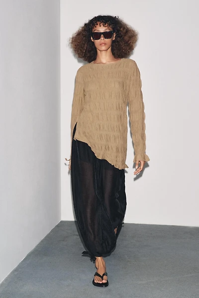 TOP EN MAILLE PLISSÉE