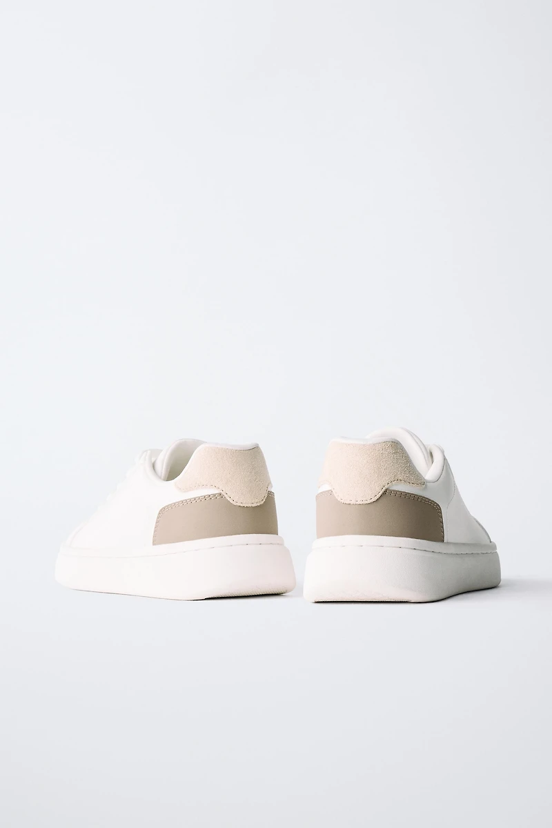 CHUNKY SOLE SNEAKER