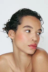 LIP AND CHEEK TINT