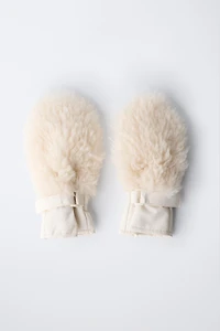 CURLY FAUX FUR MITTENS SKI COLLECTION