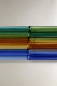 COLOURED BOROSILICATE GLASS STRAW SET (PACK OF 6)