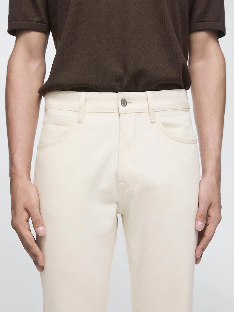 Tapered fit jeans