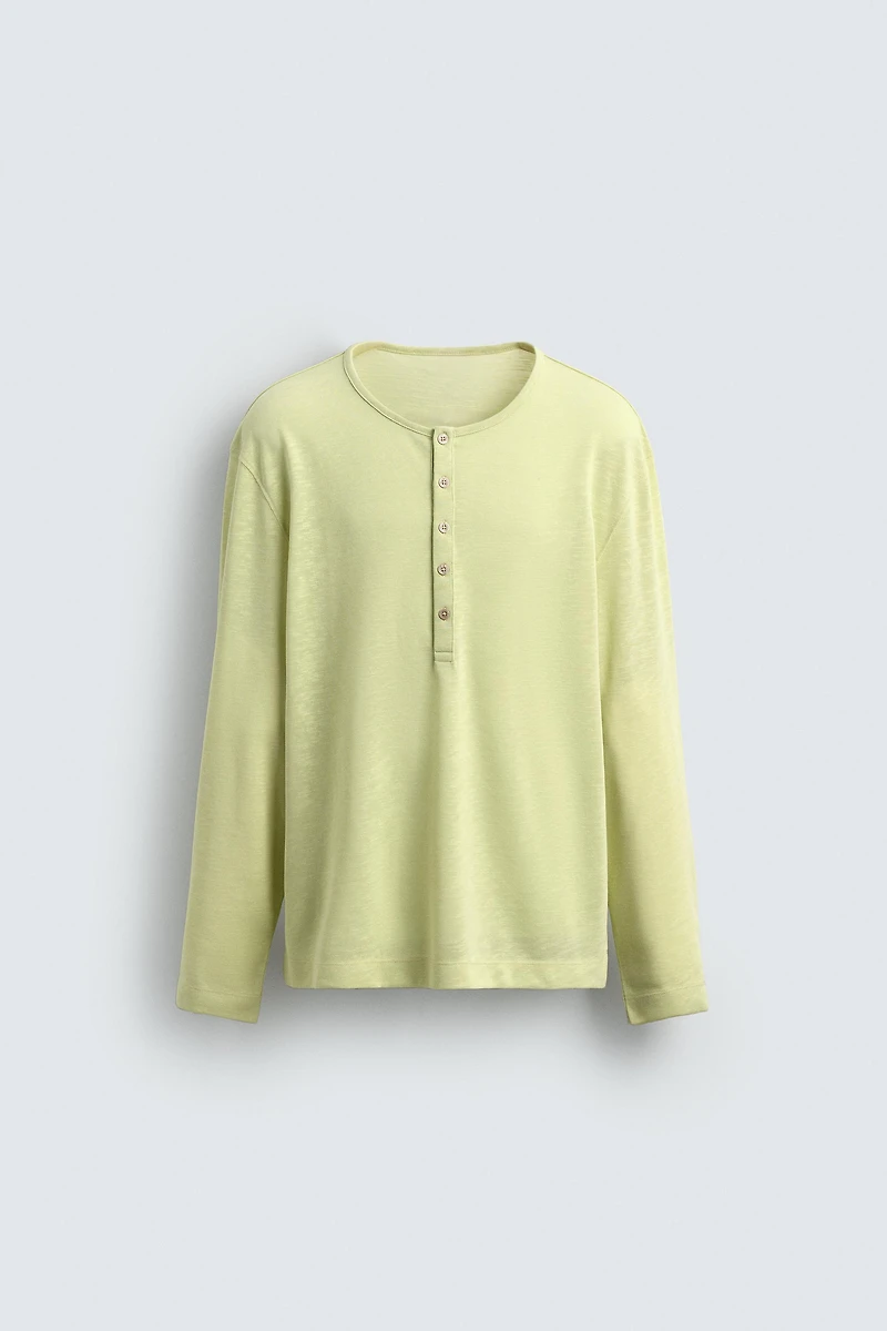 T-SHIRT LÉGER COL BOUTONNÉ