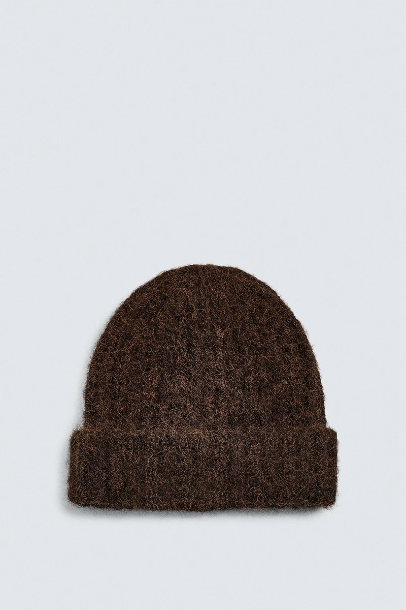 STRUCTURED KNIT HAT