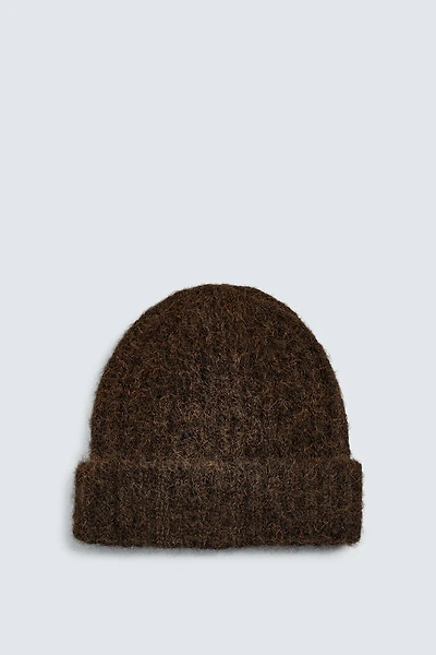 STRUCTURED KNIT HAT