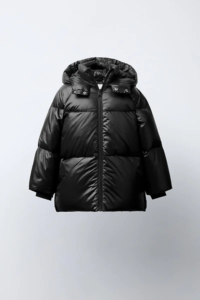 WATER REPELLENT AND WIND RESISTANT DOWN PUFFER COAT
