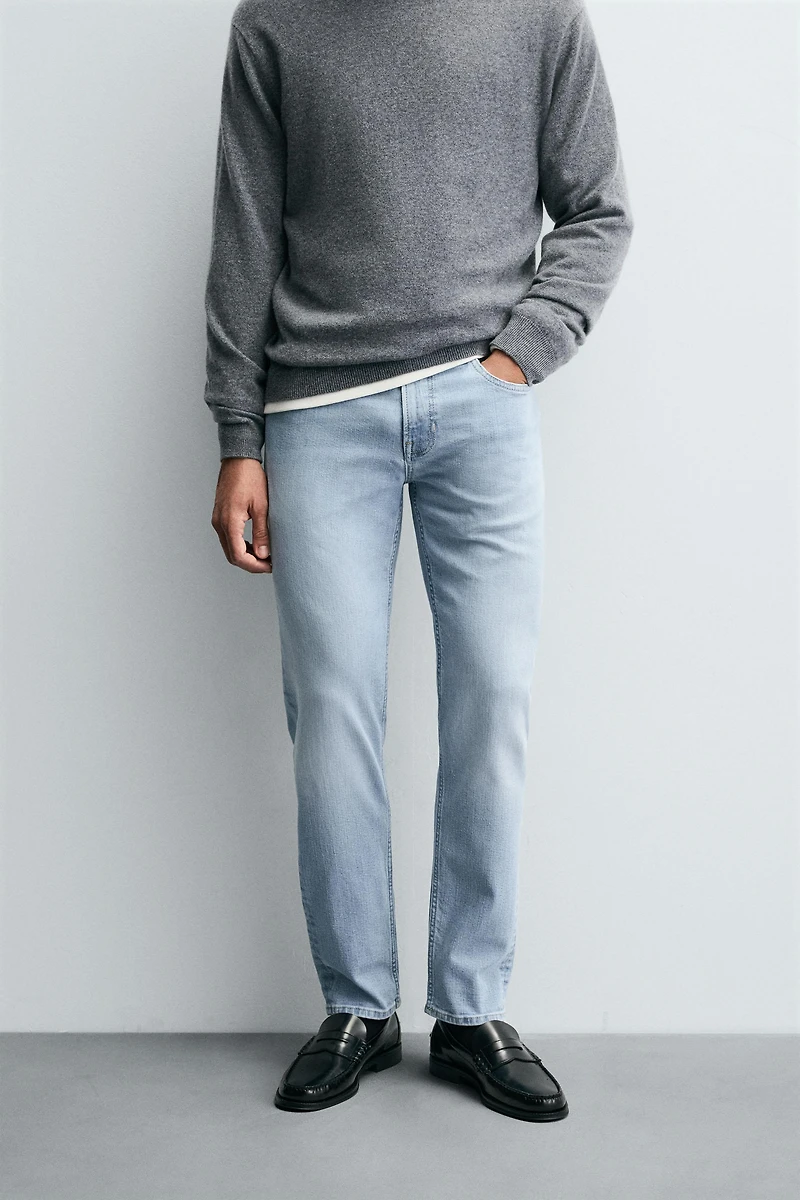 BASIC SLIM FIT JEANS