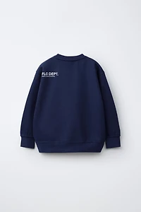 BASIC TEXT AND LABEL SWEATSHIRT