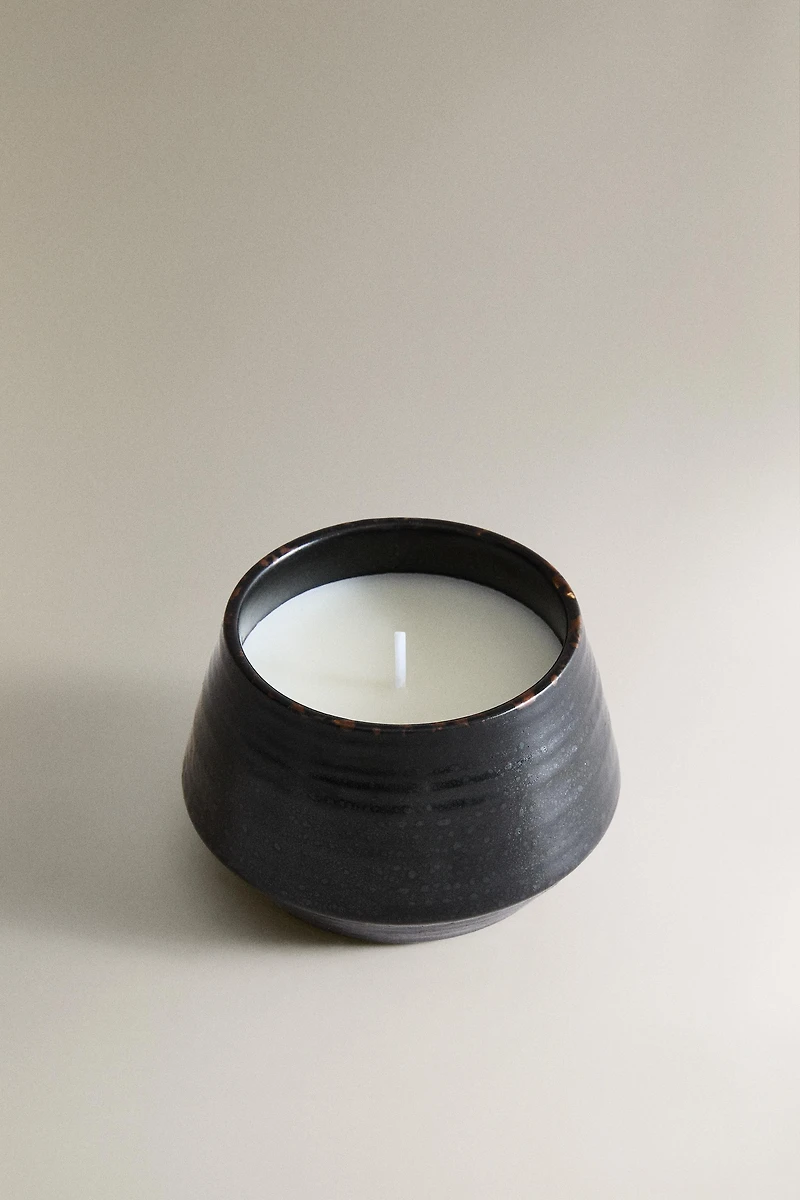 (170 G) VELVET CUIR SCENTED CANDLE