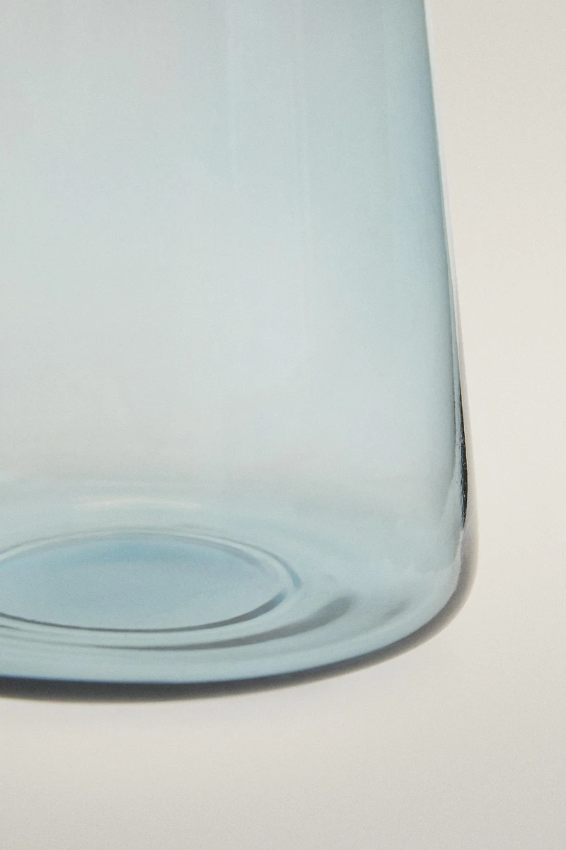 CONICAL CRYSTALLINE TUMBLER