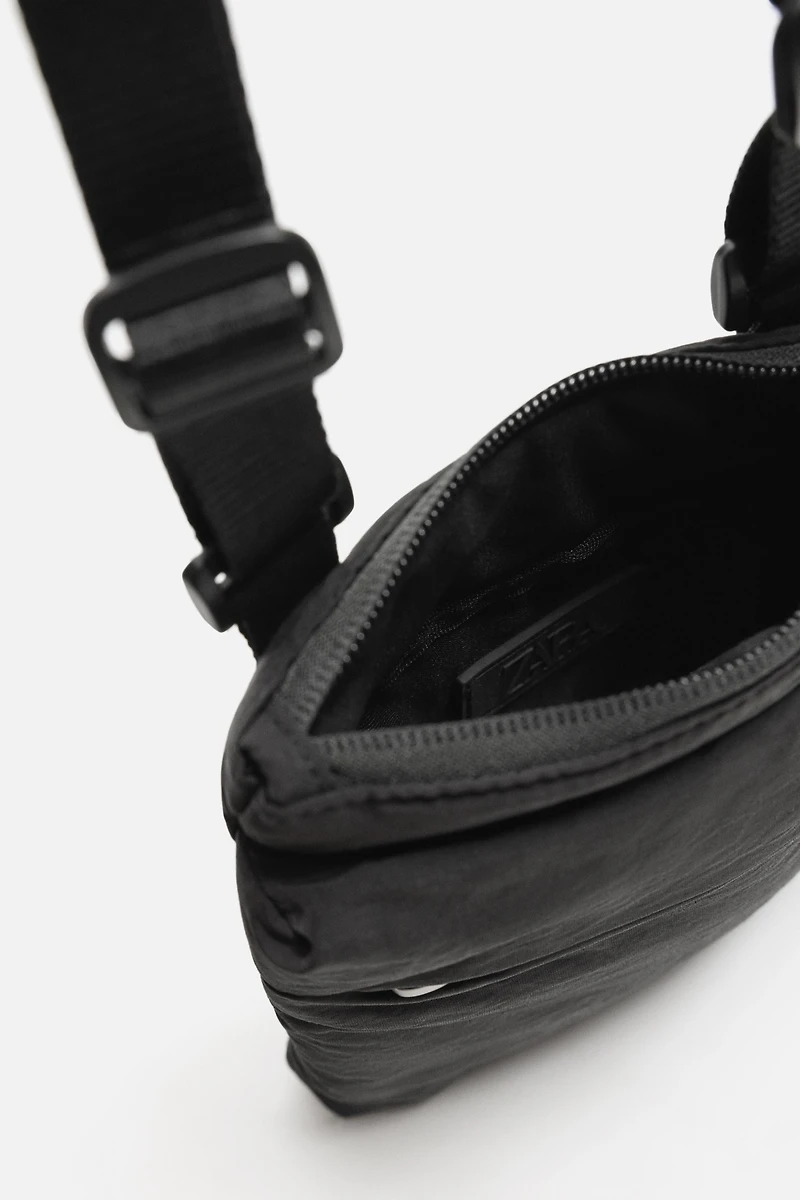 TECHNICAL CROSSBODY BAG