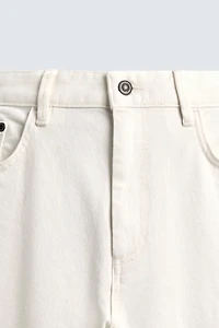 LOW-RISE STRAIGHT FIT PANTS