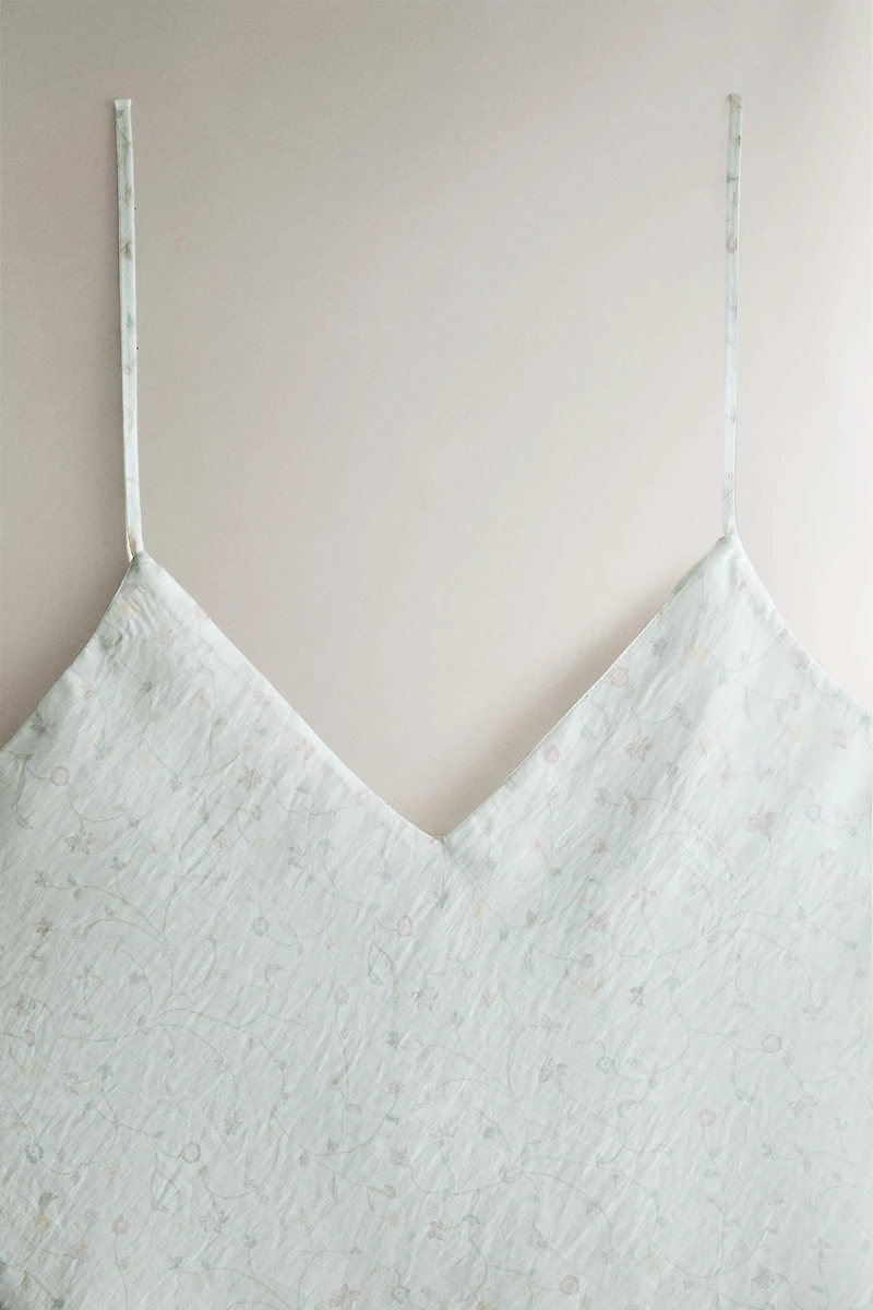 FLORAL STRAPPY TOP
