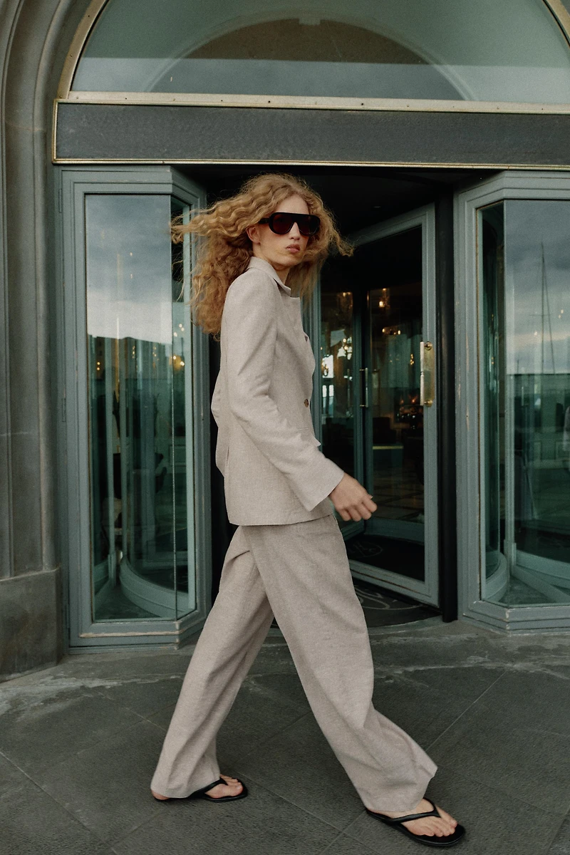 LINEN BLAZER WITH DARTS