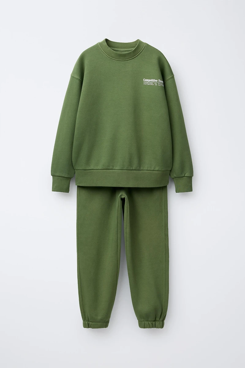 ENSEMBLE SWEAT-SHIRT ET PANTALON DE JOGGING TEINT EN PIÈCE