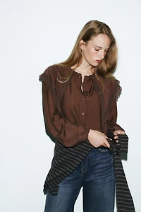 FLOWY SHIRT WITH PETER PAN COLLAR