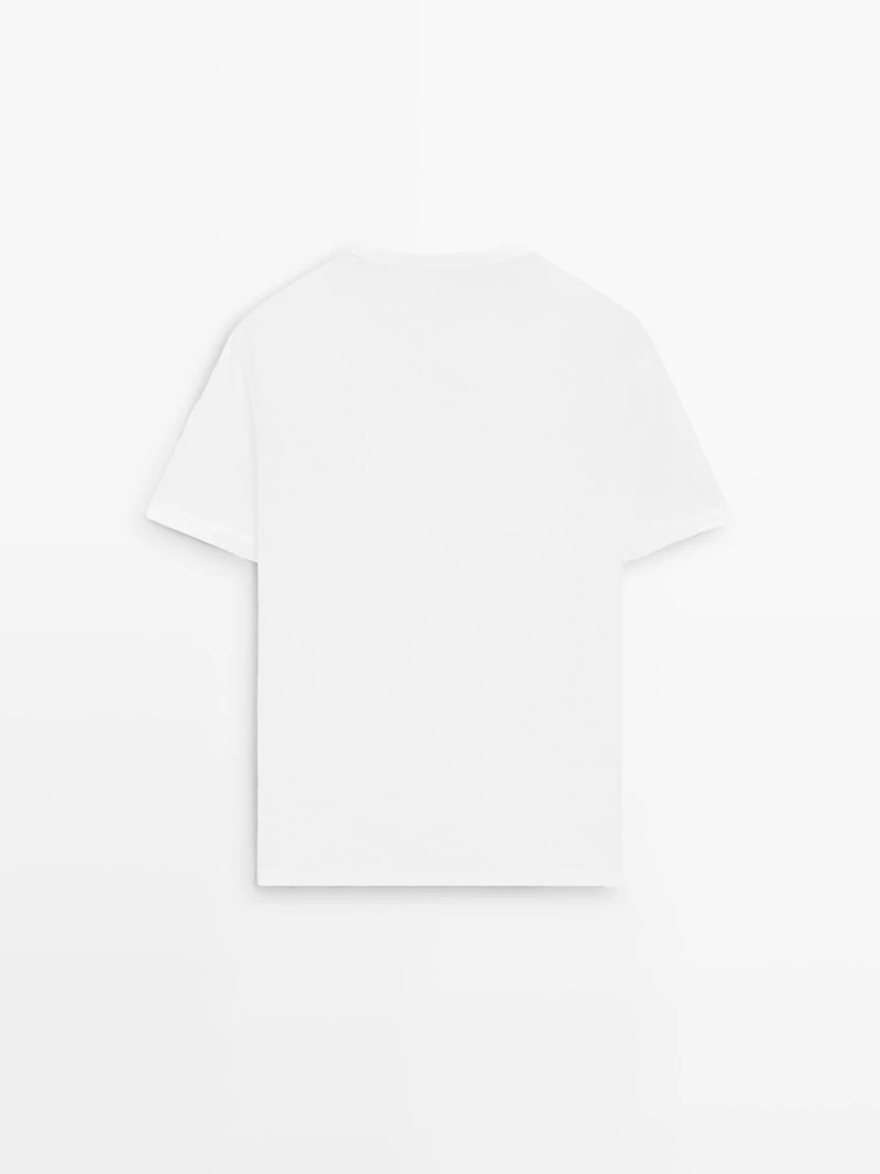 Linen V-neck T-shirt