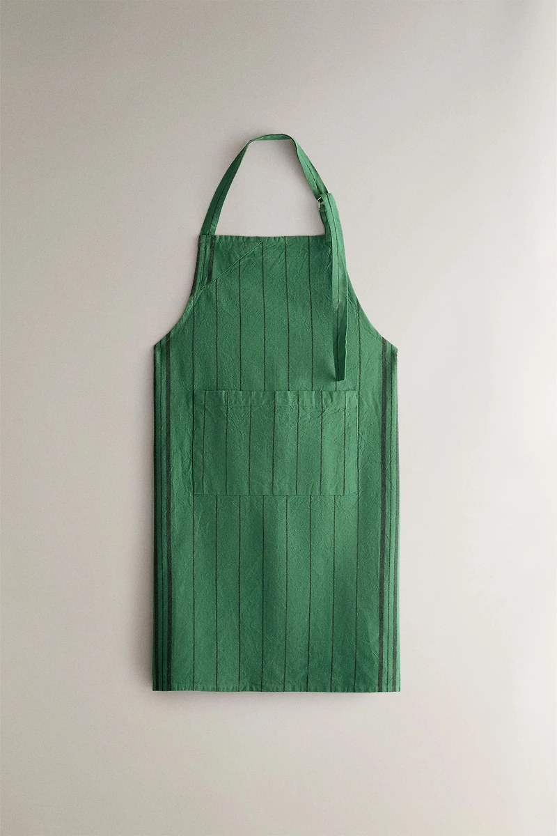 DYED THREAD APRON