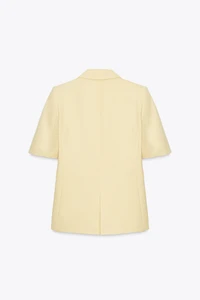 TEXTURED SHORT SLEEVE BLAZER