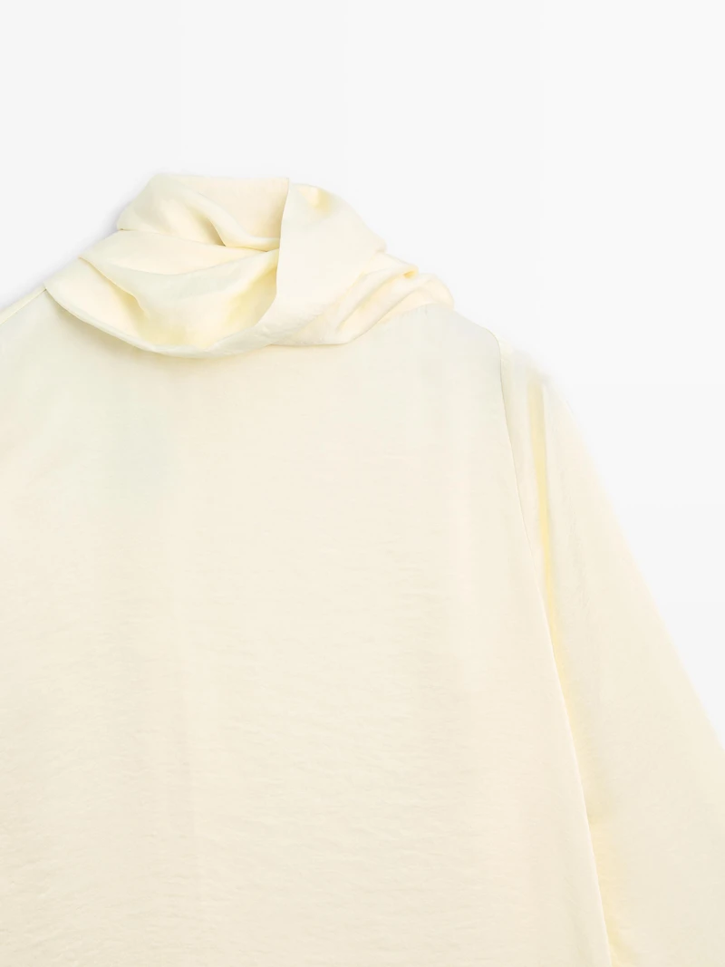 Flowing blouse with scarf - STUDIO