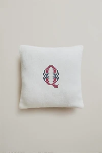 LETTER Q EMBROIDERED LINEN CUSHION