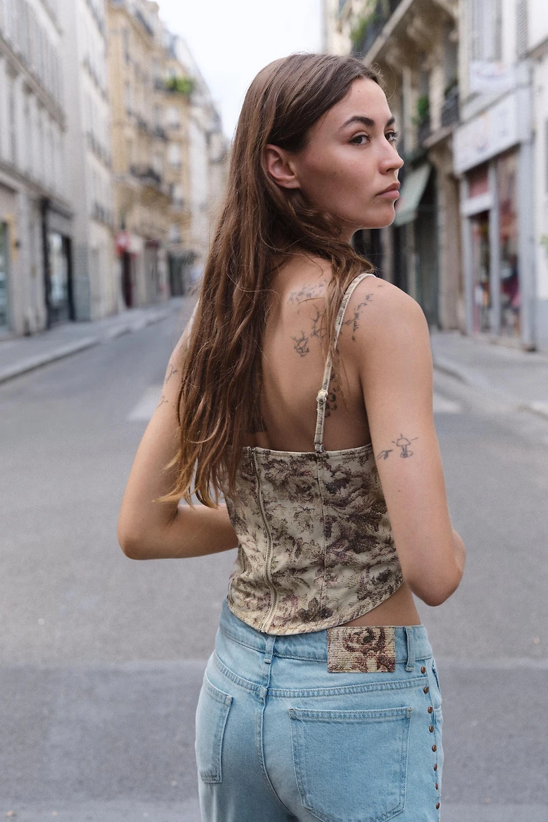 Z1975 FLORAL PRINT DENIM CROP TOP