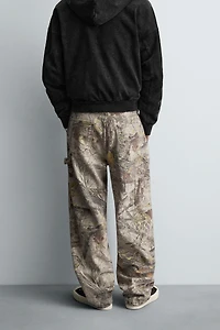 PANTALON COUVREUR IMPRIMÉ ABSTRAIT