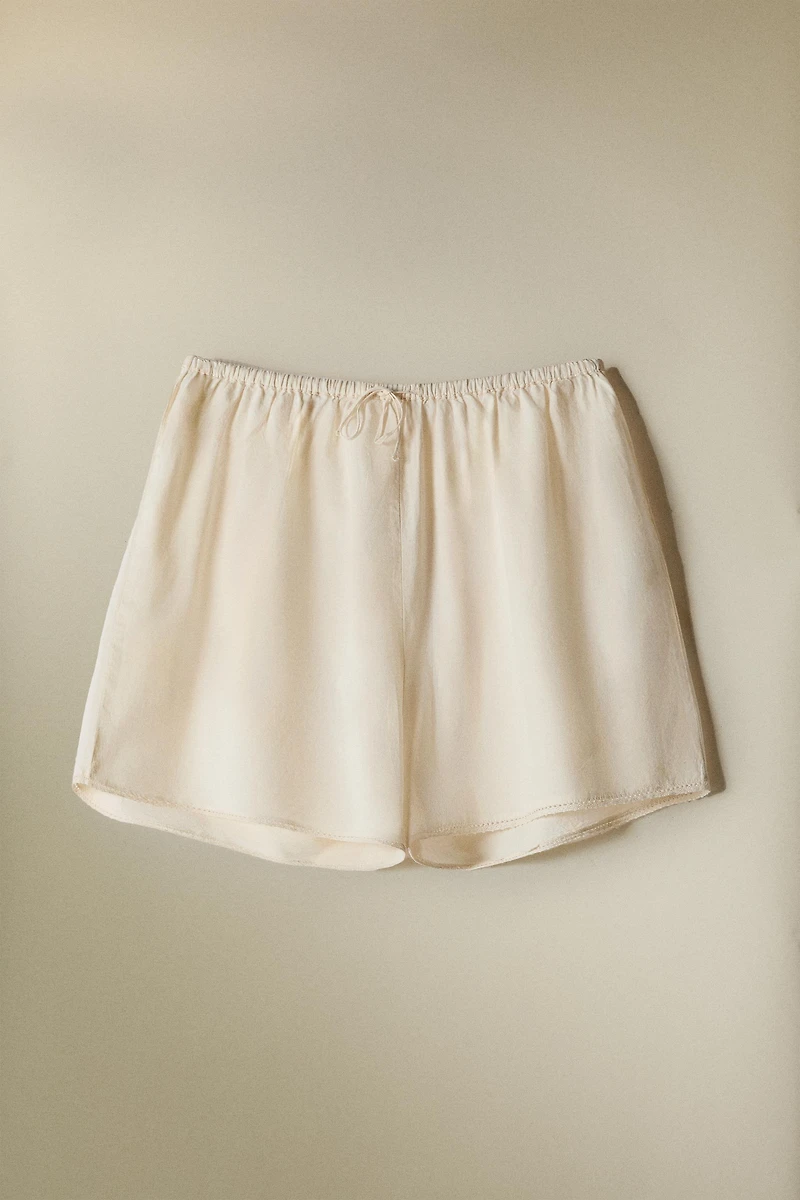 SHORT COTON BRODERIES