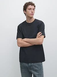 100% cotton T-shirt with contrast neckline