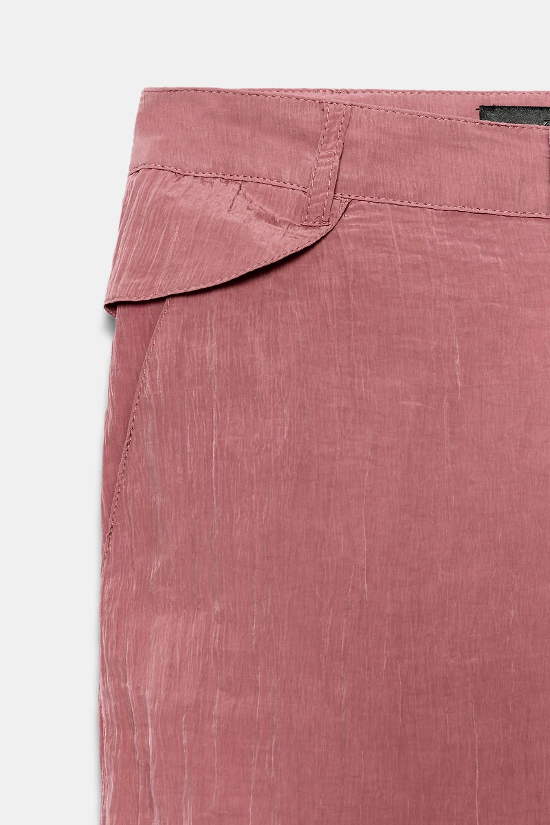 FLOWY CAPRI PANTS