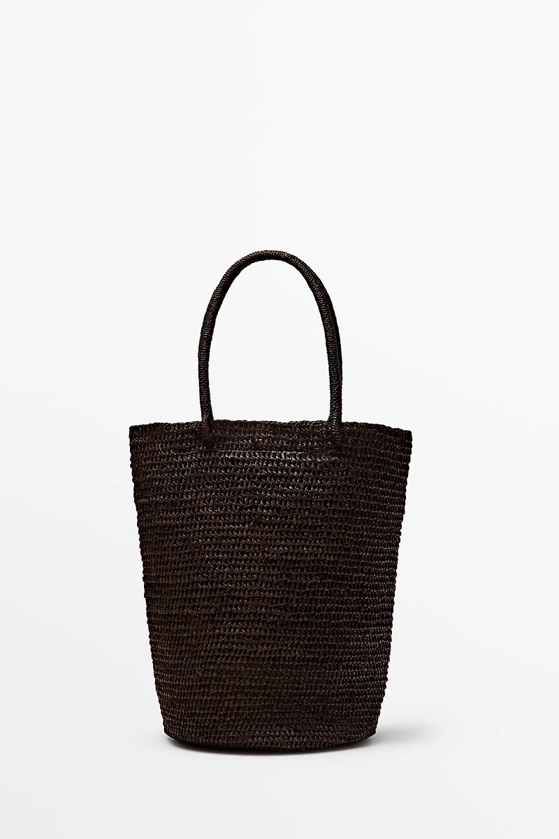 Mini raffia bucket bag
