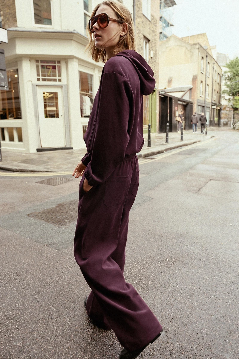 HOODED BOMBER JACKET