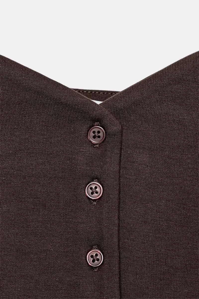 SWEETHEART NECKLINE BUTTON TOP