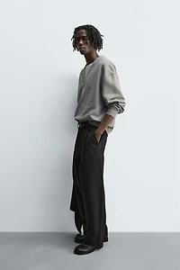 RELAXED FIT SWEATSHIRT