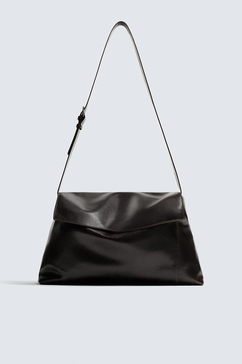 SAC BANDOULIÈRE OVERSIZE EN CUIR
