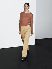 Wide-leg trousers