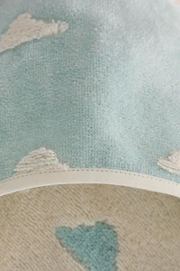 HOODED CLOUD PRINT BATH TOWEL