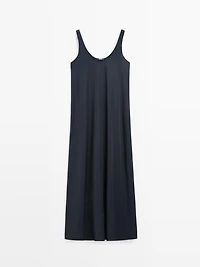 Robe fluide évasée à bretelles